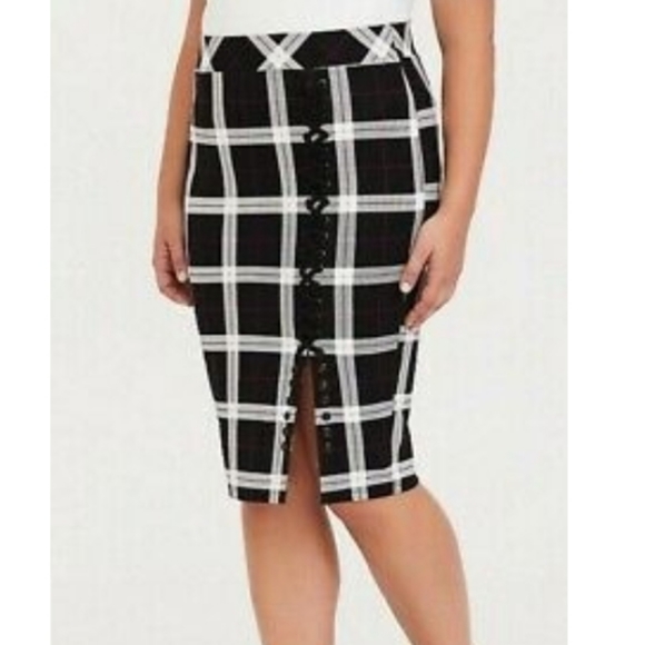 torrid Dresses & Skirts - 💋 ponte lace-up pencil skirt